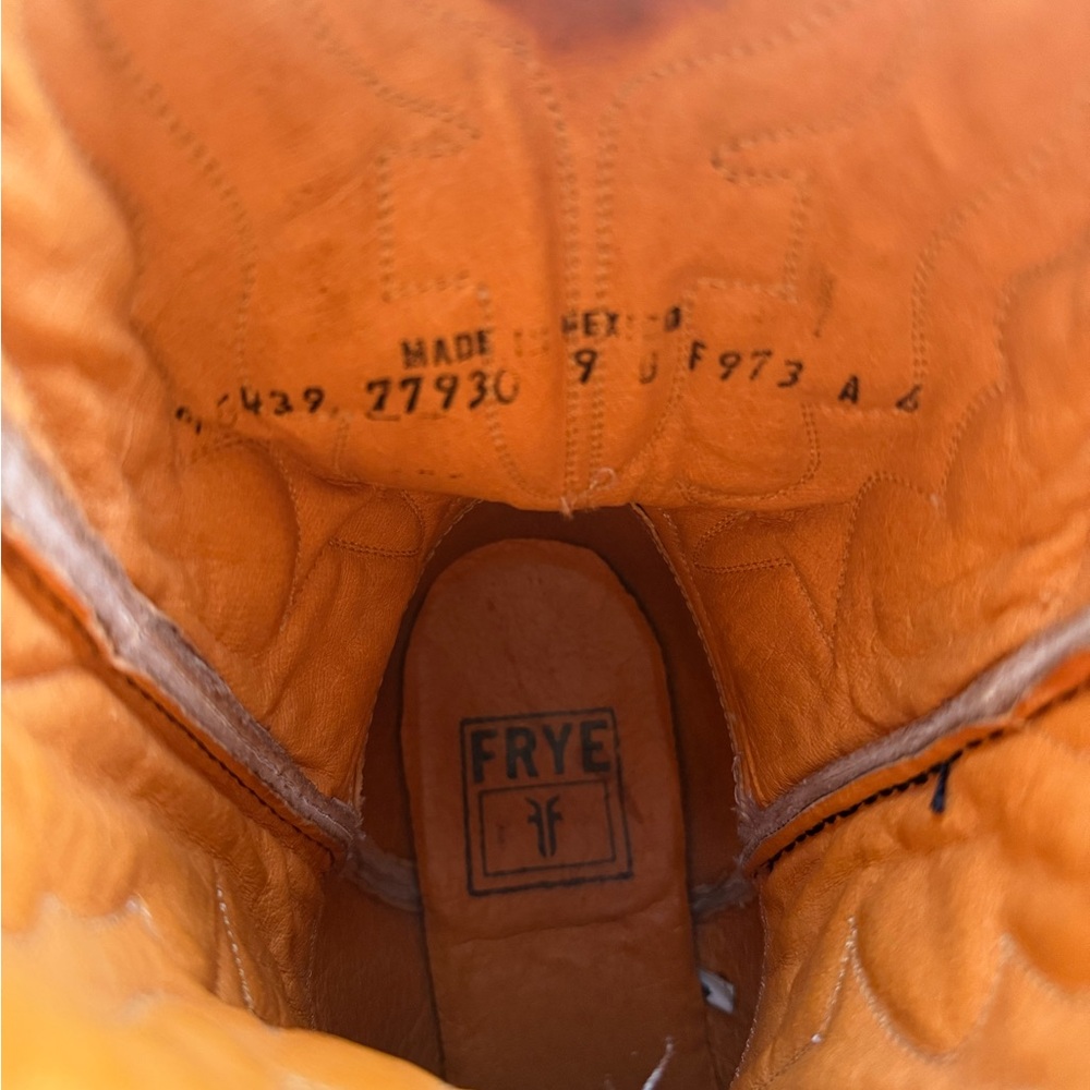 Retro Frye Women’s Western Cowboy Boots, Size 9B, Mexico-made, Distressed - Picture 10 of 10